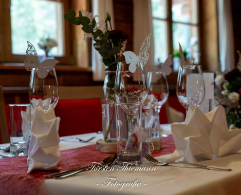 Foto einer Hochzeitstafel